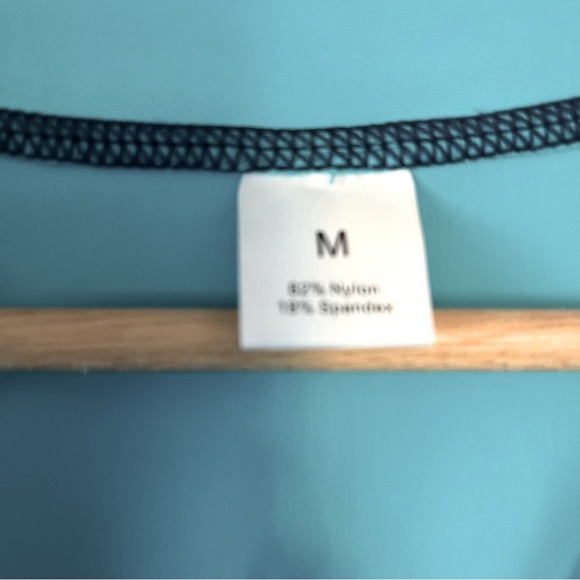 Athleisure Women’s Performance Jacket in Blue Navy Accents - New - Picture 4 of 4